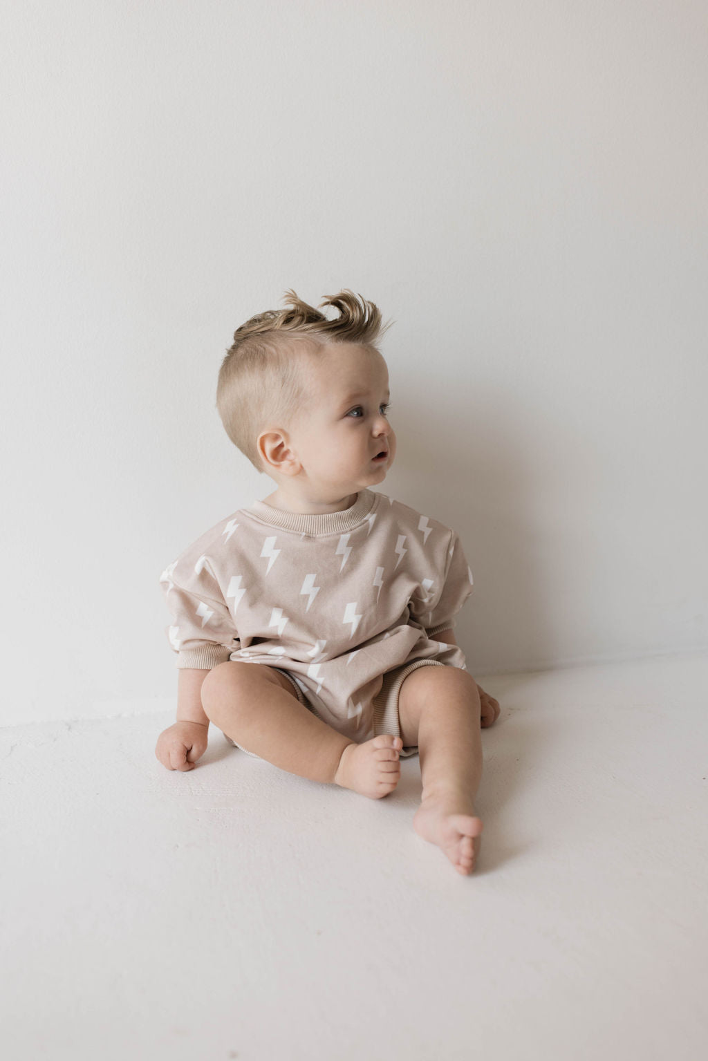 Sweatshirt Romper | Cream Lightning