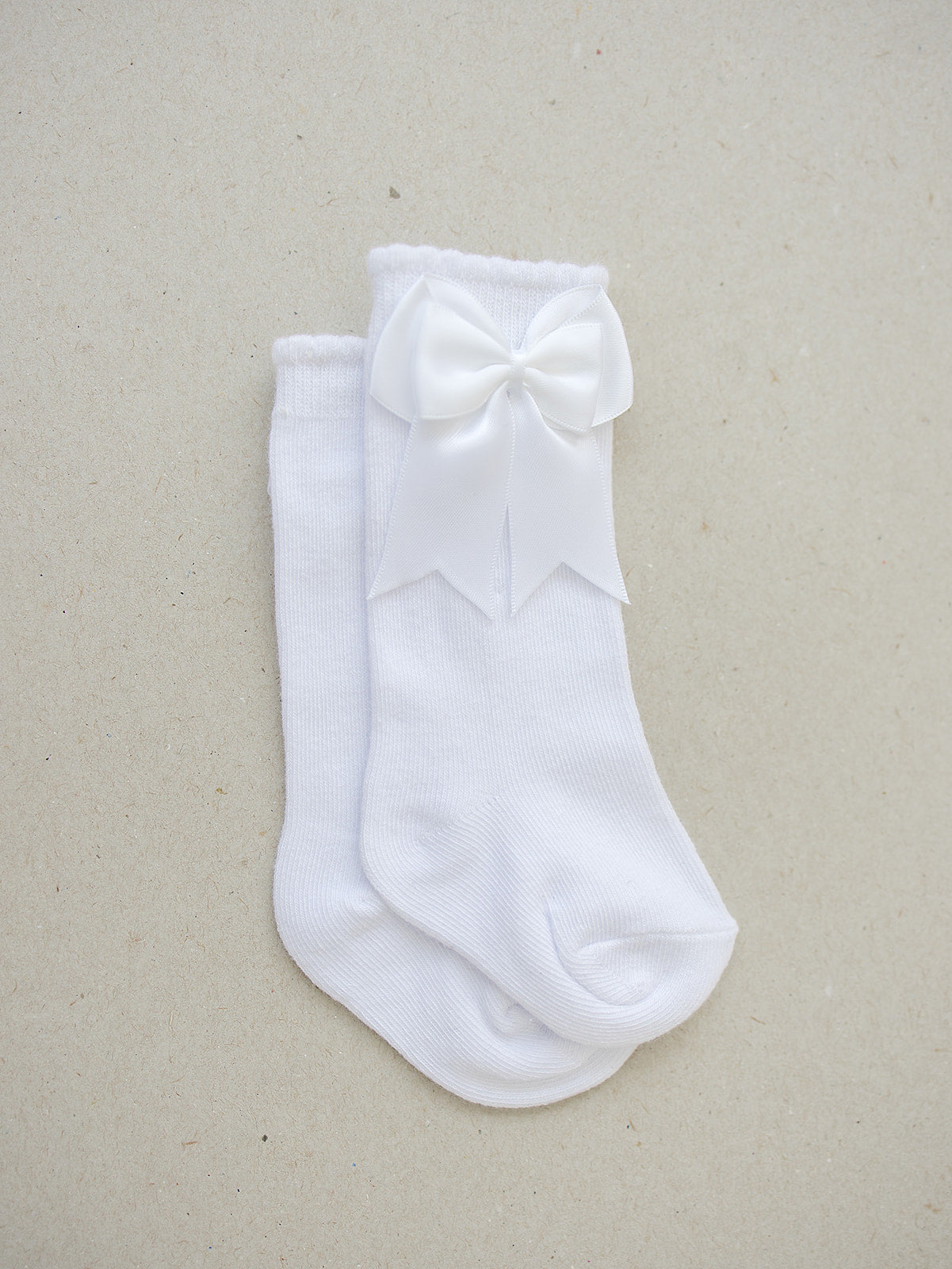 Mebie High Rise Bow Socks