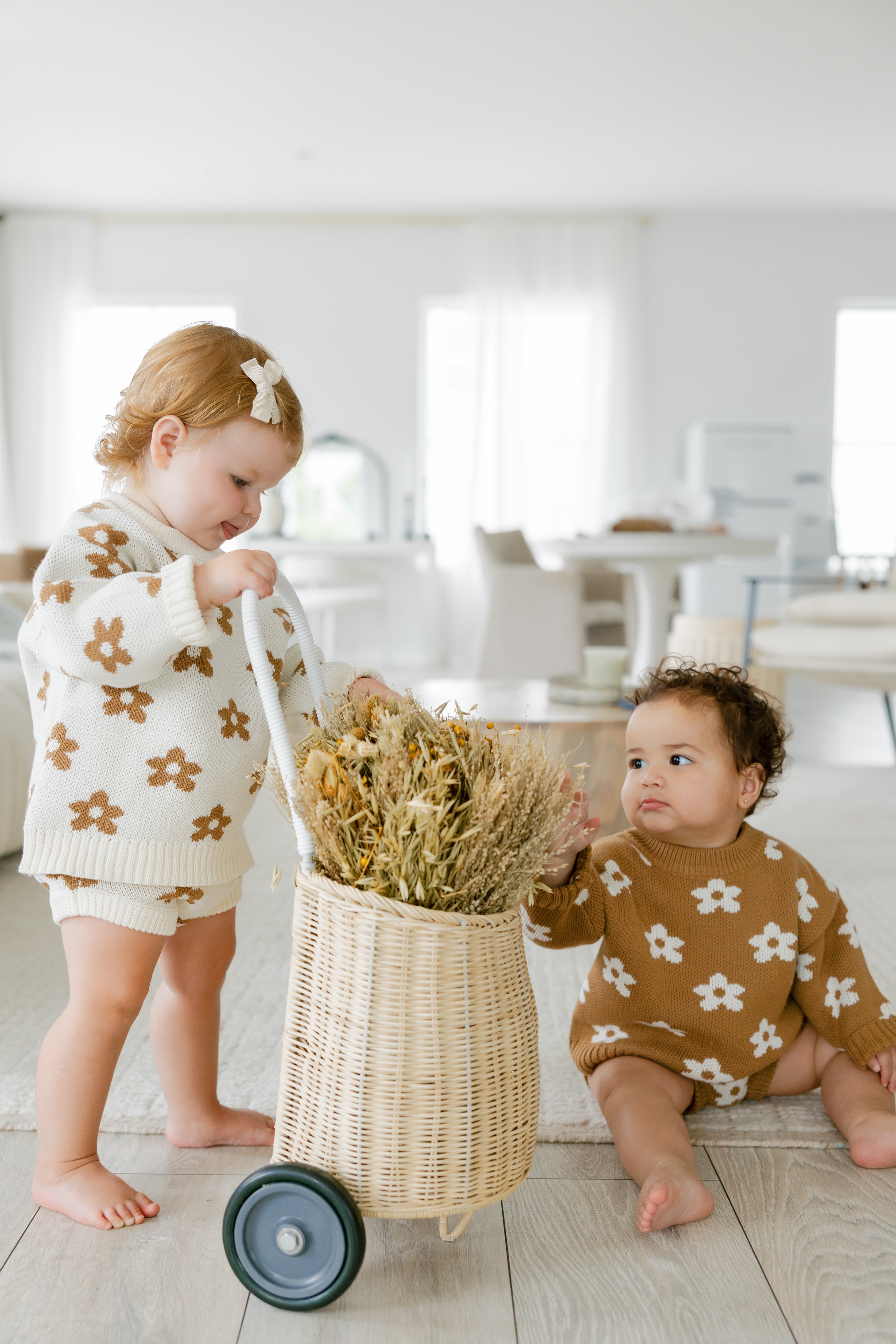 Daisy Knit Set in White